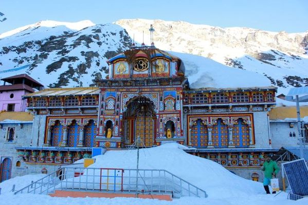 1467692413_0badrinath 1.jpg